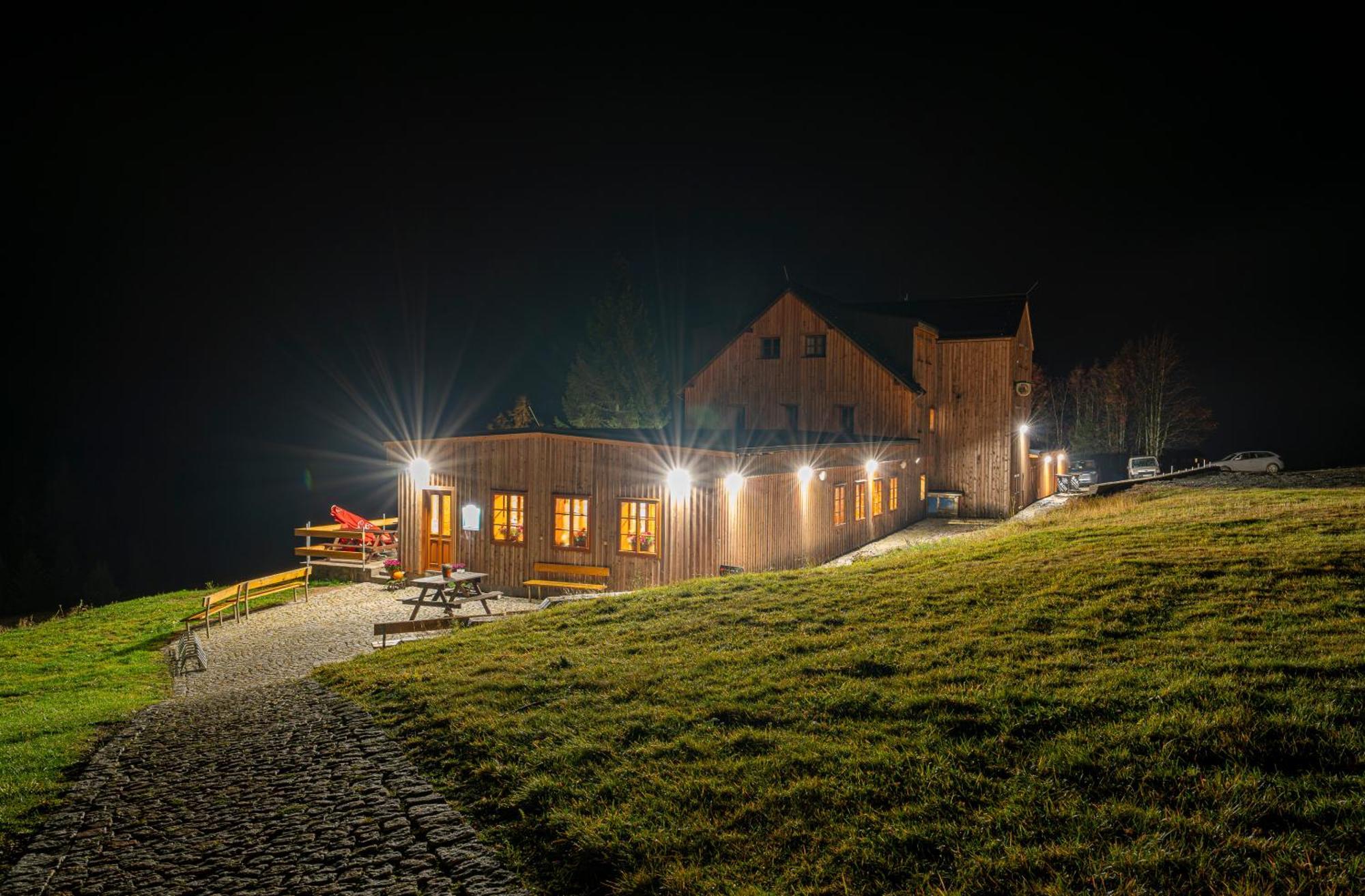 Horska Bouda Krakonos Villa Pec pod Snezkou Exterior photo